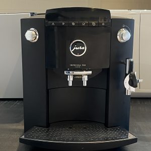 Jura F50 Classic zwart refurbished koffiemachine de jong koffie