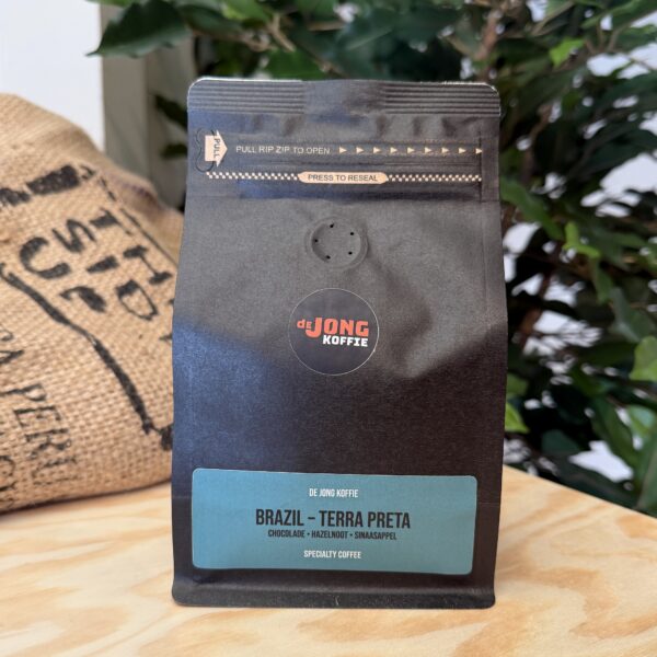 Brazil Terra Preta specialty coffee van De Jong Koffie